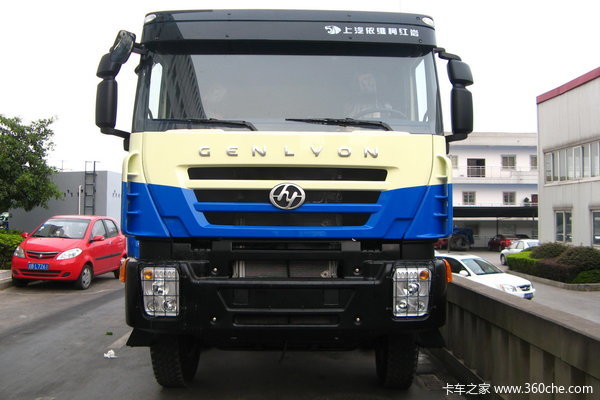 红岩 杰狮重卡 340马力 8X4 自卸车(底盘)(CQ3314HTG306)外观图