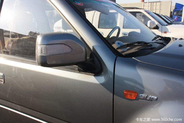 2011款福田 萨普T 标准型 2.8L柴油 双排皮卡外观图（9/10）