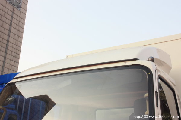 中国重汽 HOWO中卡 160马力 4X2 厢式载货车(ZZ5167XXYG5615C1)外观图（16/28）
