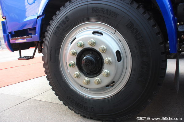 中国重汽 HOWO中卡 140马力 4X2 厢式载货车(ZZ5167CPYG4715C1)底盘图（6/21）