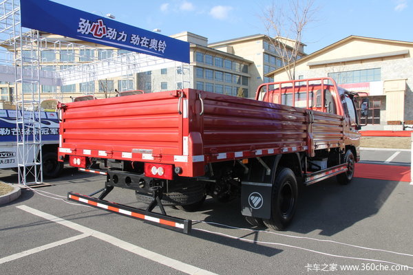 福田 奥铃TX 135马力 4X2 4.75米排半栏板载货车(BJ1099VEPFA-2)外观图（4/6）