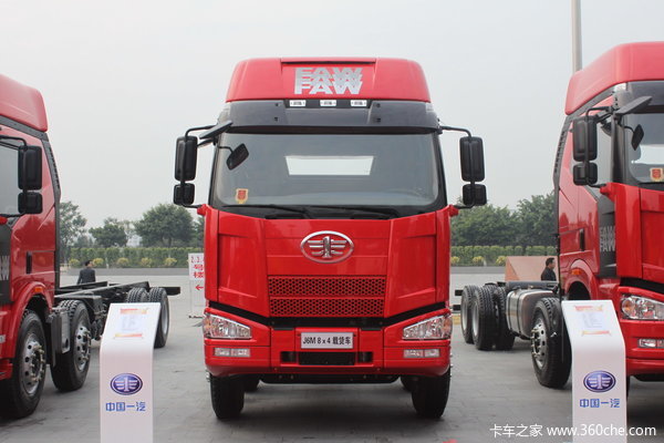 解放 J6M重卡 280马力 8X4 栏板载货车(CA1310P63K2L6T4E) 外观图（1/11）