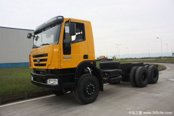 红岩 新金刚重卡 290马力 6X4 自卸车(CQ3254HMG364E)外观图（2/18）