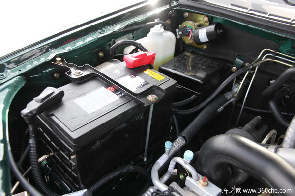 2012款海格 御骏 102马力 2.8L柴油 大双排皮卡底盘图（3/11）