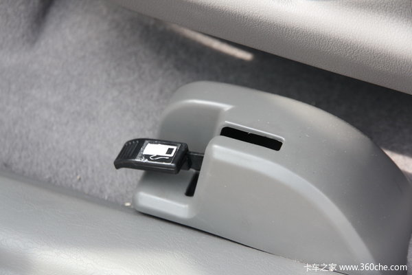 2012款海格 御骏 103马力 2.2L汽油 大双排皮卡驾驶室图（35/41）