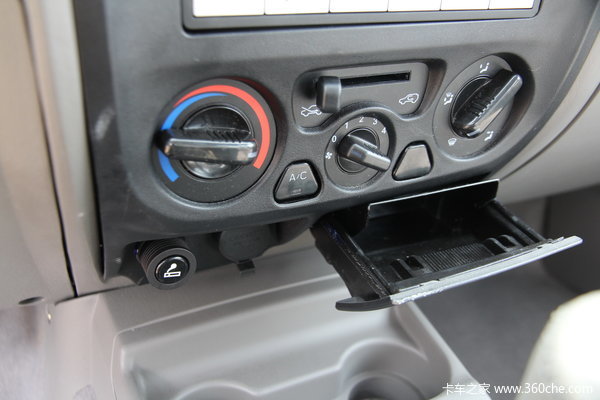 2012款海格 御骏 103马力 2.2L汽油 大双排皮卡驾驶室图（26/41）