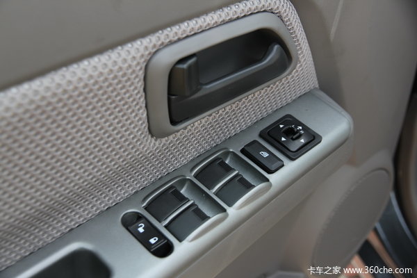 2012款海格 御骏 103马力 2.2L汽油 大双排皮卡驾驶室图（4/41）