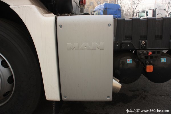 曼(MAN) TGS33系列重卡 440马力 6X4 消防车(底盘)(型号33.440)底盘图（4/53）