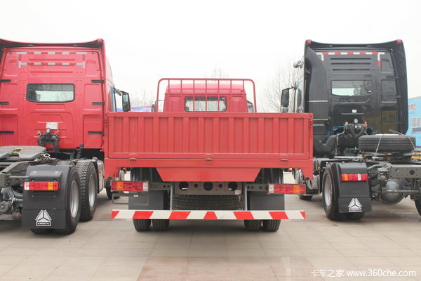 中国重汽 新黄河重卡 140马力 4X2 栏板载货车(ZZ1164FS5216C1)外观图（7/10）
