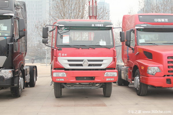 中国重汽 新黄河重卡 140马力 4X2 栏板载货车(ZZ1164FS5216C1)外观图