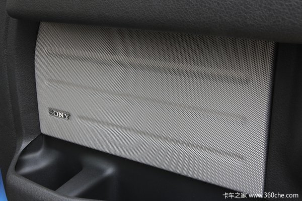2012款福特 F-150猛禽 6.2L汽油 四驱 双排皮卡驾驶室图（24/39）
