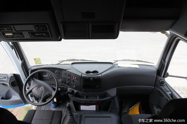 奔驰 Axor重卡 290马力 4X2 专用车(底盘)(型号1829)驾驶室图（12/57）