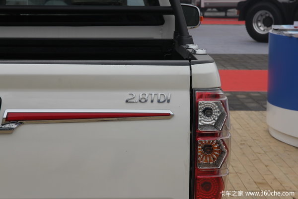 2012款福田 萨普Z5 征服者 2.8L柴油 双排皮卡外观图（28/36）