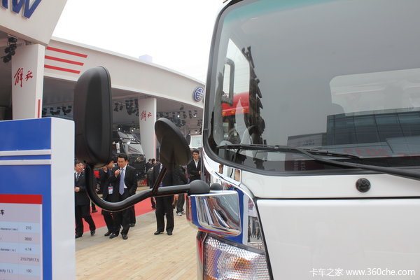 江淮 帅铃III 160马力 4X2 5.135米单排厢式载货车(HFC5081XXYP71K1C6)外观图（8/15）