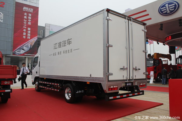 江淮 帅铃III 160马力 4X2 5.135米单排厢式载货车(HFC5081XXYP71K1C6)外观图（2/15）