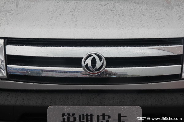 2011款郑州日产 东风锐骐 豪华型 3.0L柴油 双排皮卡外观图（13/50）